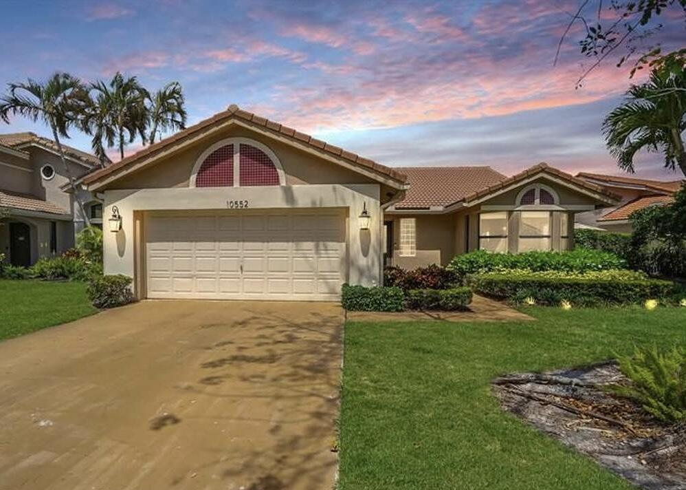 10552 Santa Laguna Dr in Boca Raton, FL - Building Photo