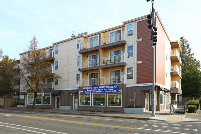 Raleigh Manor Apartments in Seattle, WA - Building Photo - Building Photo