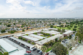 Clair Del in Long Beach, CA - Foto de edificio - Building Photo