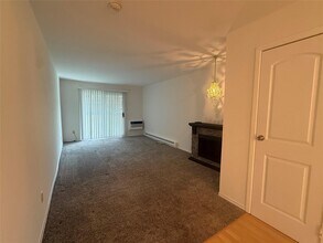 101 Sylvan Ave in Miller Place, NY - Building Photo - Building Photo