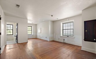 2700 Philadelphia Pike in Claymont, DE - Building Photo