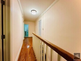 East 228th Street, Unit 2 in Bronx, NY - Building Photo