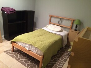 3749 N Clifton Ave in Chicago, IL - Building Photo - Building Photo