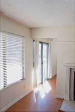 173 Park Place Dr in Petaluma, CA - Building Photo - Building Photo