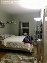 42 Sewall St, Unit 3 in Somerville, MA - Foto de edificio - Building Photo