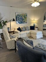 563 Primrose Dr in Central Point, OR - Building Photo