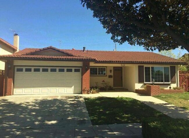 238 S Park Victoria Dr in Milpitas, CA - Foto de edificio - Building Photo