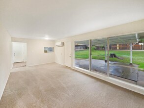 8255 Oahu Dr in Fair Oaks, CA - Building Photo - Building Photo