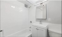 340 W 48th St in New York, NY - Building Photo - Building Photo