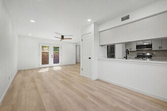 1812 W Village Way in Tempe, AZ - Building Photo - Building Photo