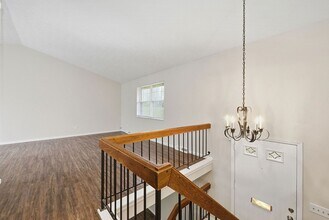 2583 Fleetwood Ave in Cincinnati, OH - Building Photo - Building Photo