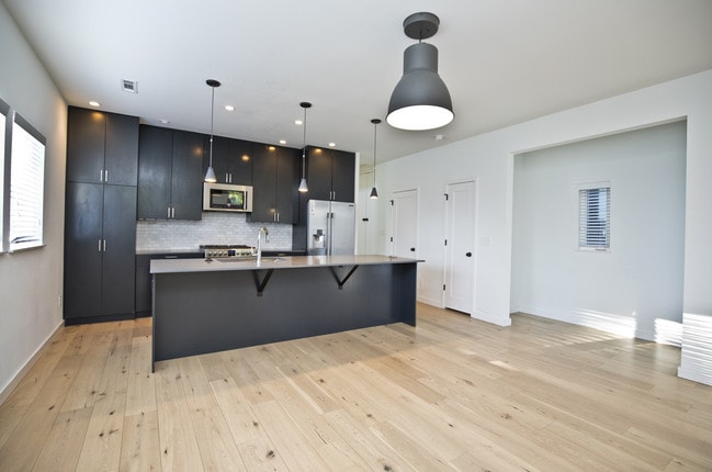 716 W Stone St in Fayetteville, AR - Building Photo - Building Photo