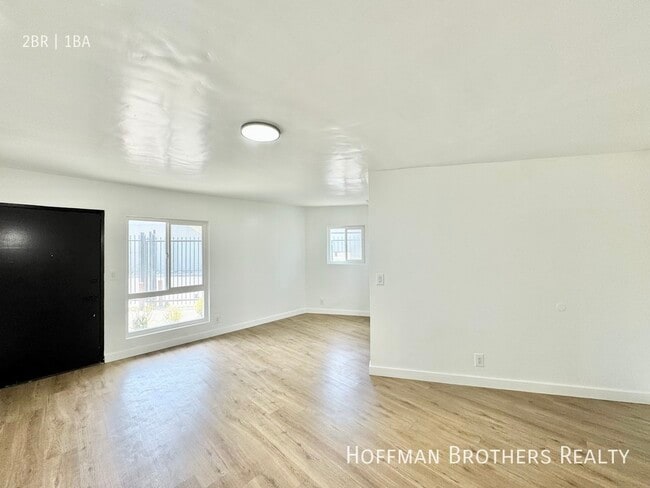 340 W 87th St in Los Angeles, CA - Building Photo - Building Photo