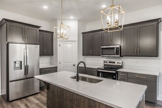 2157 Rylee Wy in Greenbrier, TN - Foto de edificio - Building Photo