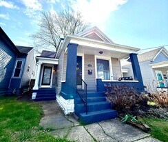1022 E Oak St in Louisville, KY - Building Photo