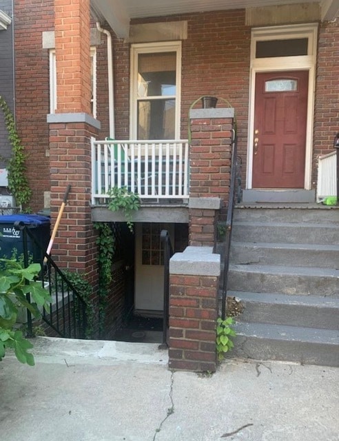 1446 Oak St NW, Unit Basement