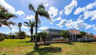 12 Brentwood Ln in Englewood, FL - Building Photo - Building Photo
