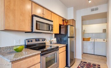 2400 N Bullard Ave, Unit 1 in Goodyear, AZ - Building Photo - Building Photo