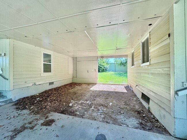 2880 Cela Rd in Memphis, TN - Building Photo - Building Photo
