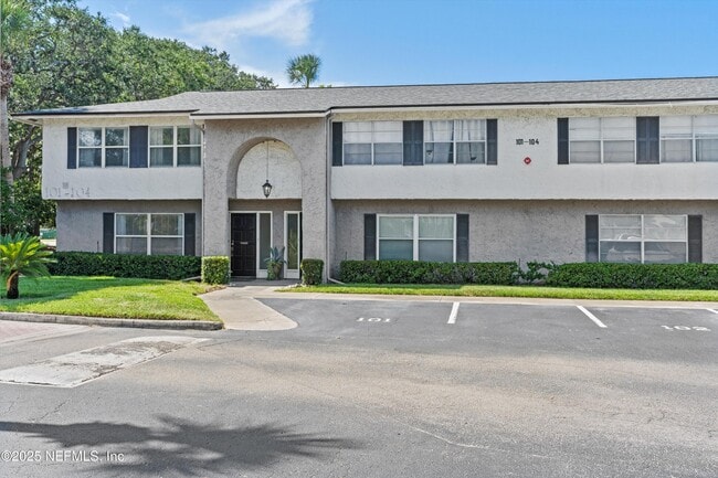 property at 695 Jimmy Buffett Mem Hwy