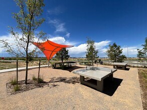 5744 N Jebel Wy in Aurora, CO - Foto de edificio - Building Photo