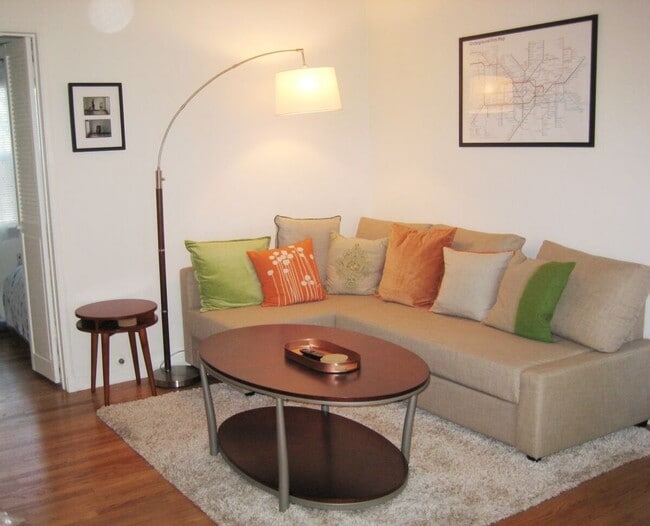 7923 Norton Ave in West Hollywood, CA - Building Photo - Building Photo