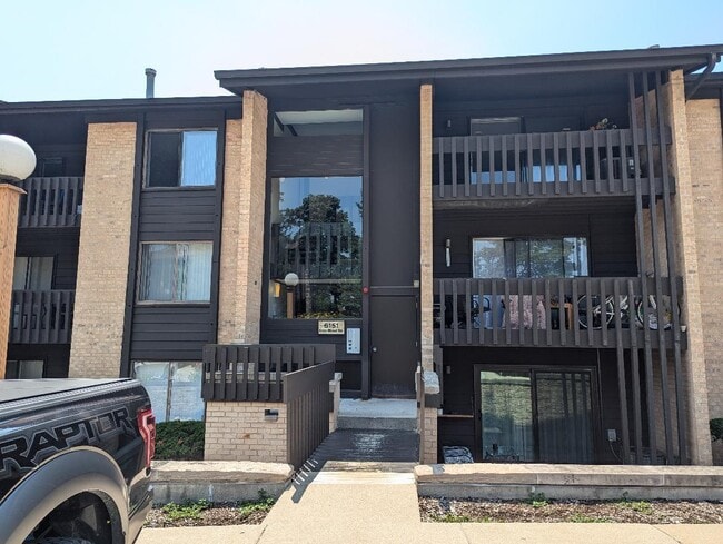 property at 6174 Knoll Ln Ct