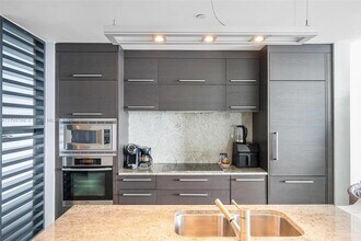 900 Biscayne Blvd, Unit 4905 in Miami, FL - Foto de edificio - Building Photo