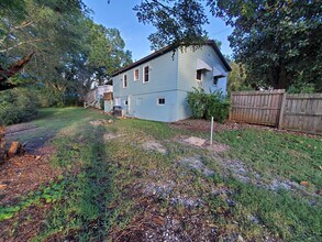 385 2nd Ave in Lincoln, AL - Building Photo - Building Photo
