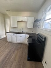 Spacious Newly Remodeled 3 Bedroom - 1/2 O in Indianapolis, IN - Building Photo - Building Photo