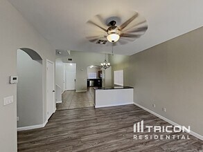 5918 Crumbling Ridge St in Henderson, NV - Building Photo - Building Photo