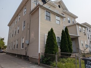134 George St in Bridgeport, CT - Building Photo - Building Photo