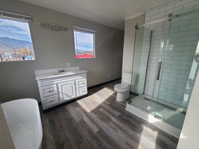 property at 216 E Las Vegas St