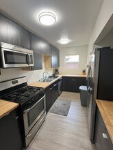 1924 Park Grove Ave, Unit 3 in Los Angeles, CA - Building Photo - Building Photo