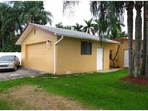 1529 Arthur St in Hollywood, FL - Building Photo - Building Photo