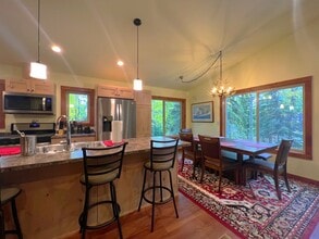 38085 Rainbow Dr in Soldotna, AK - Building Photo - Building Photo