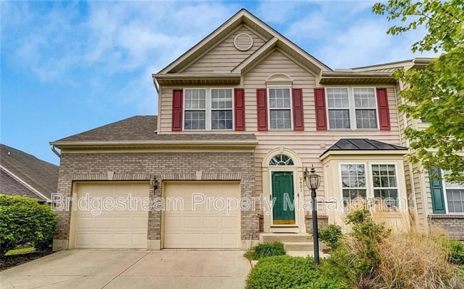 property at 2621 Harrison Ln