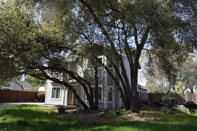 property at 3430 Rachel Ct