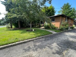 64 Stanley Ave in Kitchener, ON - Building Photo - Building Photo