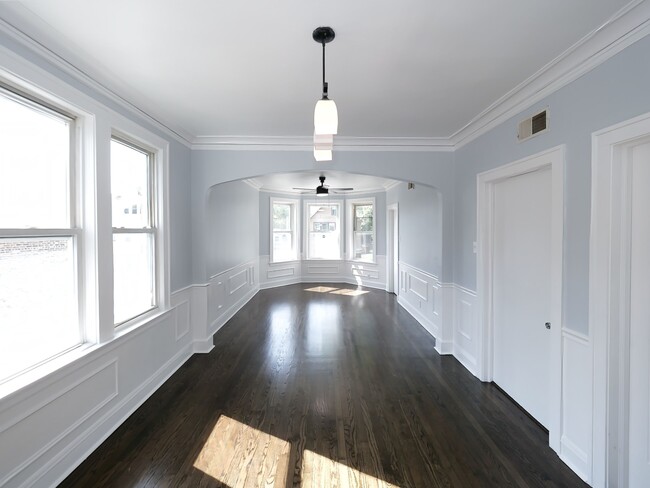 5351 S Laflin St, Unit 2 in Chicago, IL - Foto de edificio - Building Photo
