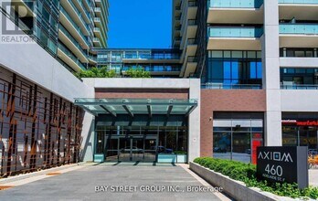 460 Adelaide St E in Toronto, ON - Building Photo - Building Photo