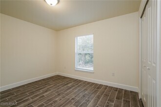 2704 23rd St W in Lehigh Acres, FL - Building Photo - Building Photo