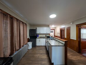 492 Burgess St, Unit 1 in Berlin, NH - Building Photo - Building Photo