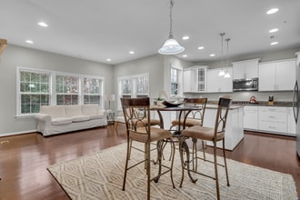 7592 Holly Ridge Dr in Glen Burnie, MD - Building Photo - Building Photo