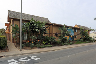 Hawaiian Gardens in Imperial Beach, CA - Building Photo - Building Photo