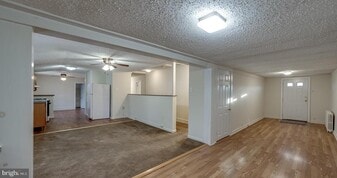 7 Dresser Ave in Burlington, NJ - Building Photo