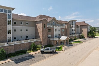 Eagles Point Condominiums in Prescott, WI - Building Photo - Building Photo