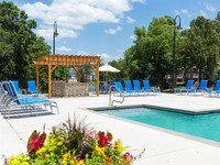 Building Photo - The Avenues of Inverness Apartamentos in Birmingham, Alabama