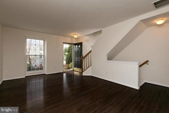 12977 Abner Ave in Woodbridge, VA - Building Photo - Building Photo