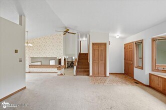 342 Gastman Ct, Unit 7 in Wasilla, AK - Foto de edificio - Building Photo